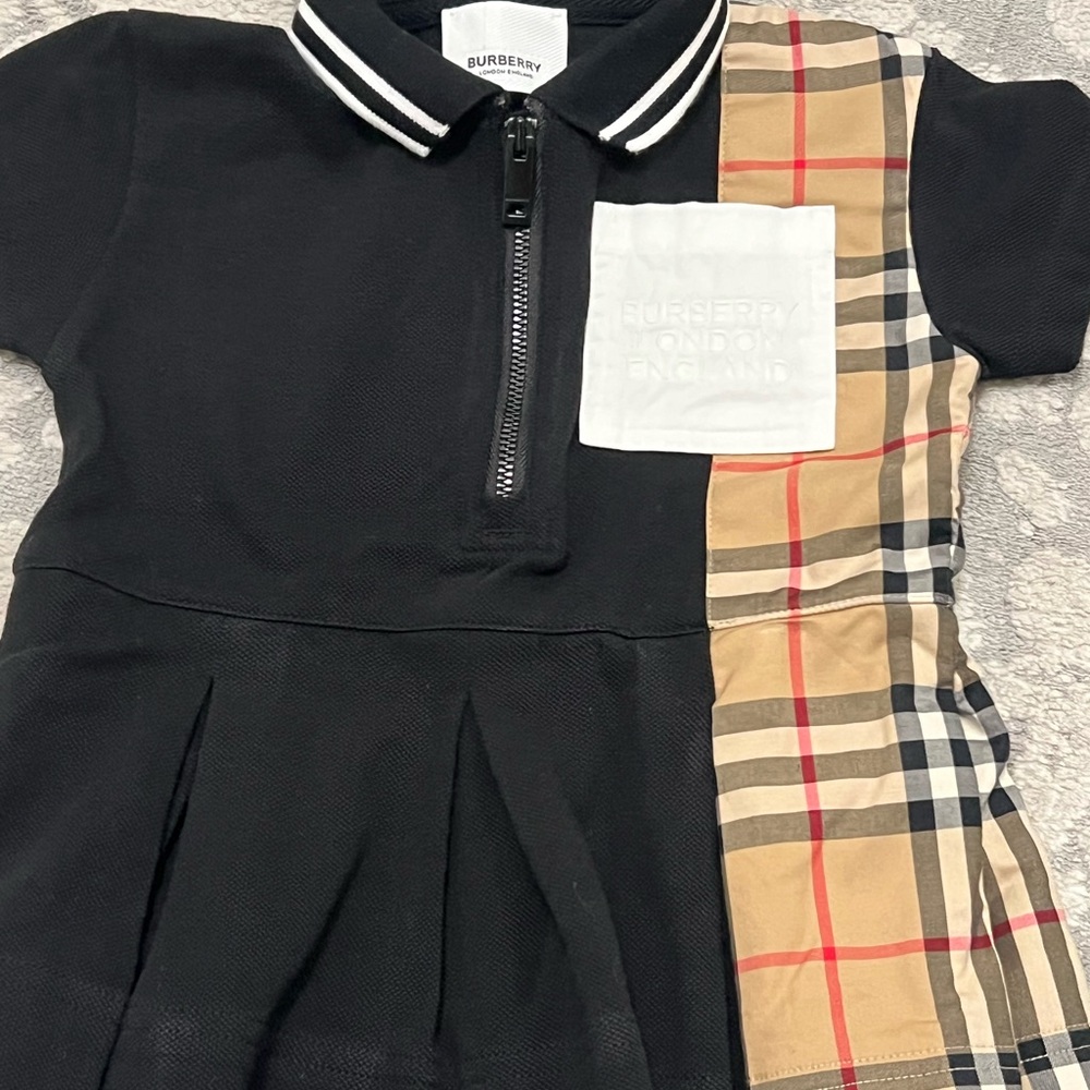 Baby girl Burberry dress size 6 mos